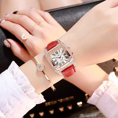 New fashion watch simple